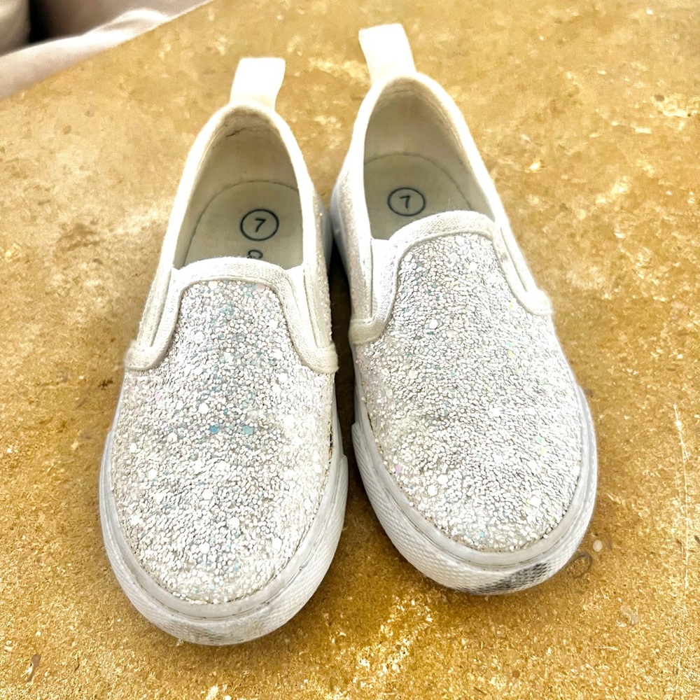 Cat & Jack girl toddler shoes size 7